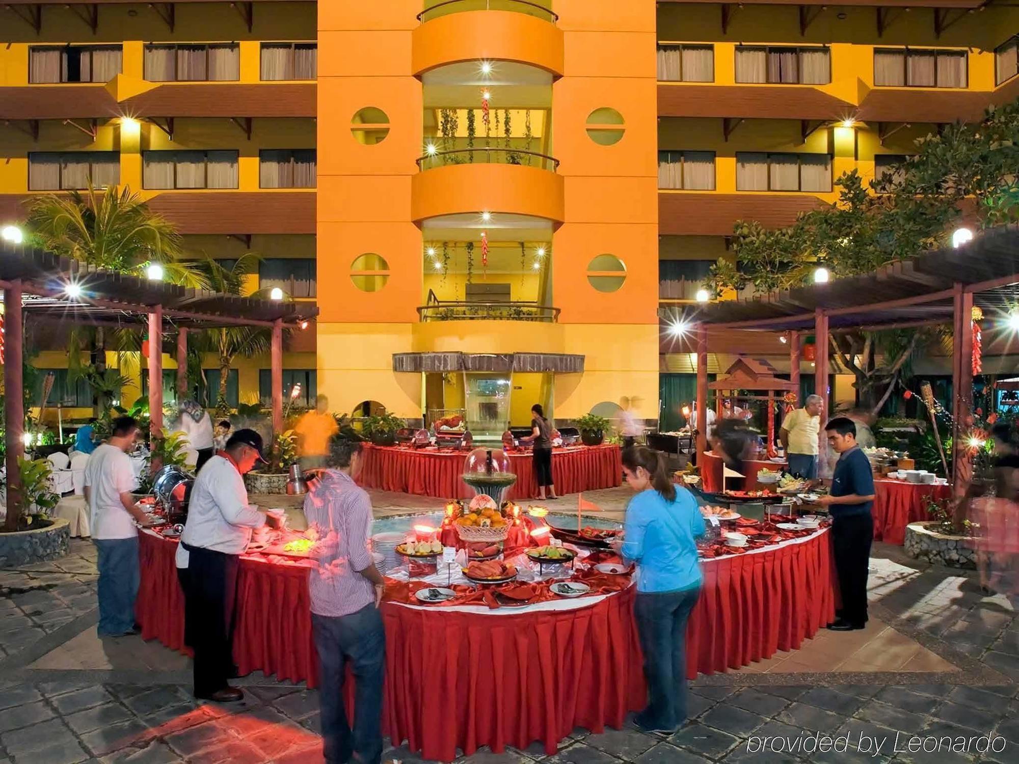 Ap Premier Batam Hotell Nagoya Exteriör bild