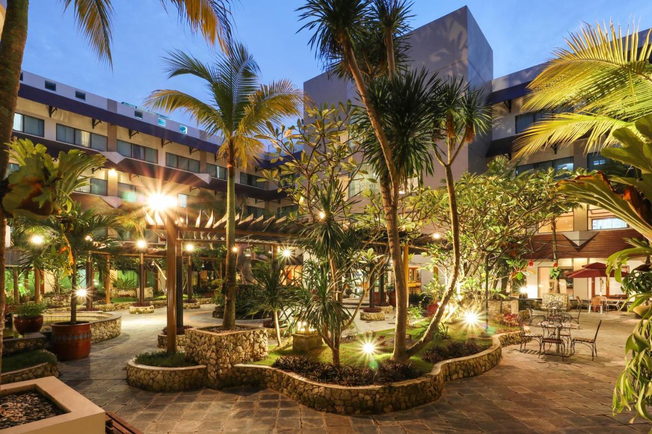 Ap Premier Batam Hotell Nagoya Exteriör bild
